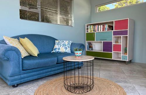 Blue Horizon Bay Apartment | Opi-See