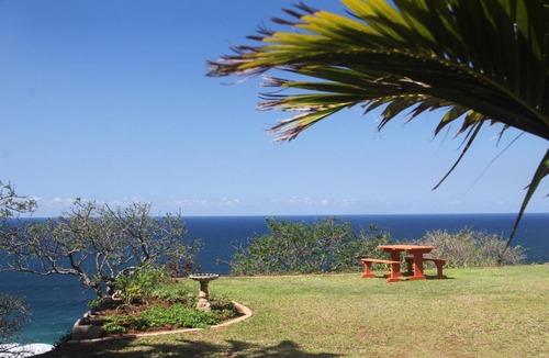 Sheffield Beach Apartment | Orange Apartment Sheffield Beach