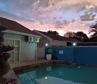 Fichardt Park House | Orchard Guesthouse