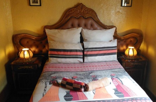 Greater Johannesburg Metropolitan Area Hostel | Orlando West Guest House - Hostel