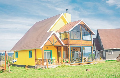 Black Sea Coast Ski Chalet | ormanın içinde merkeze yakın klimalı villa