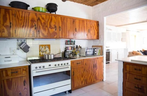 Malagas House | Ossies Kloof - Living The Breede