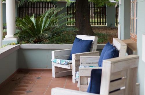 Lydenburg House | Oude Post Guesthouse and Cottage - The Old Postmaster's House