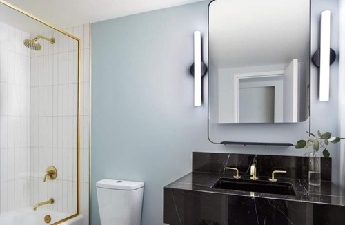 Fisherman's Wharf House | Our guestrooms are bright and cheerful, pops of jewel-toned fabrics and stylish!