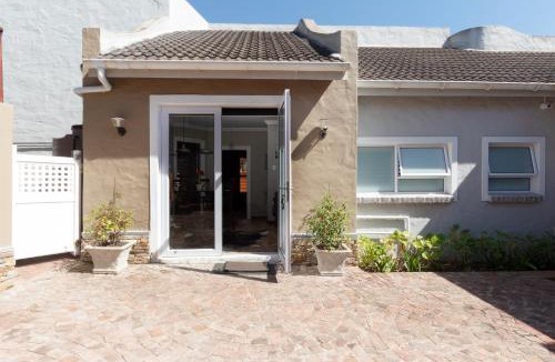 George Apartment | Owls Nest Self Catering