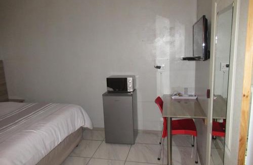 Ga-Segonyana House | Pab-Love Guest House