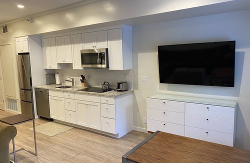 Olympic Valley Condo | Palisades Tahoe Lodge: Remodeled slopeside condo w/kitchenette &/Ski Area View