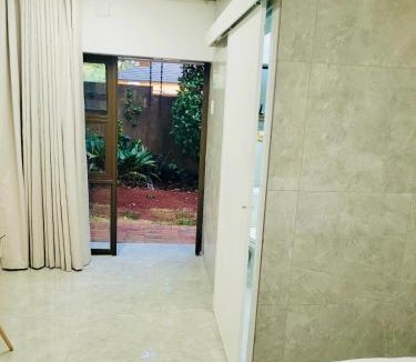 Primrose Apartment | Palm inn