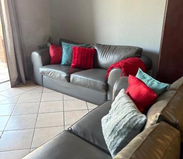 Schoemansville Apartment | Palm valley