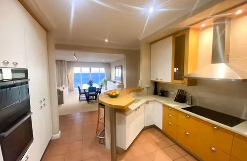 Bantry Bay House | Panoramic Ocean Views Bantry Bay