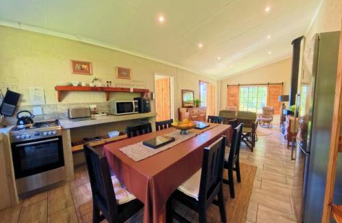 Kareeberg House | Paradyskloof Guest Farm