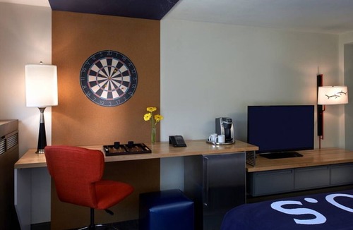 Fisherman's Wharf Hotel | Partial Bay Stay at Zephyr | 2 Double Beds w/Game Room & Gym Access!