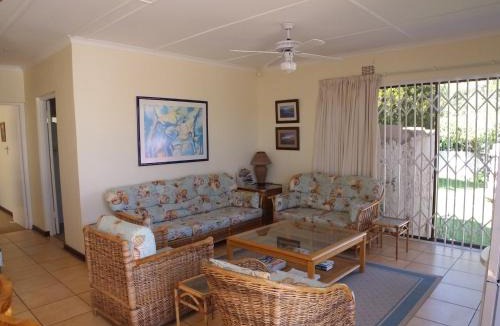 Kenton on Sea Ski Chalet | Paulyn Place