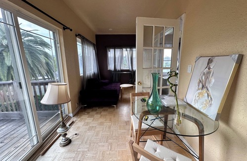 Grand Lake Apartment | Peaceful 1-Bedroom Apt in Charming House Oakland. Great, Cool, Safe Chill Area