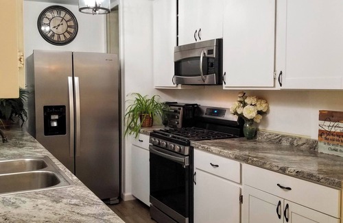 North Auburn House | Peaceful Auburn Sanctuary Mid-term rental home