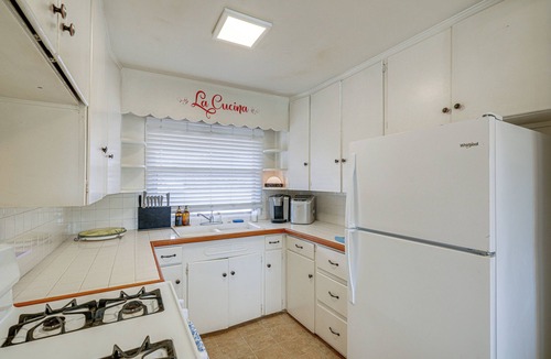 Del Rey Oaks House | Peaceful Del Rey Oaks Retreat: 2 Mi to Beaches!