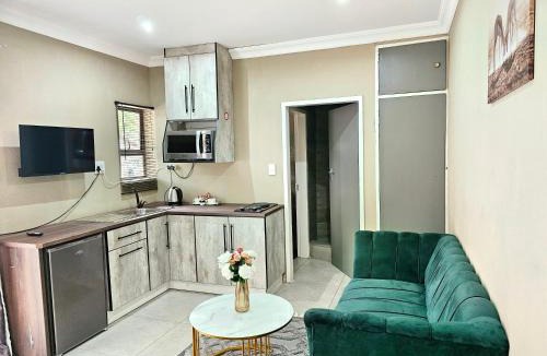 Sasolburg Apartment | Peaceful Stay - Suite 4