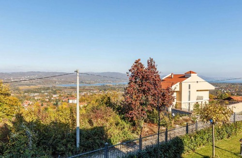 Masukiye Villa | Peaceful Villa with a Garden in Kartepe near Sapanca