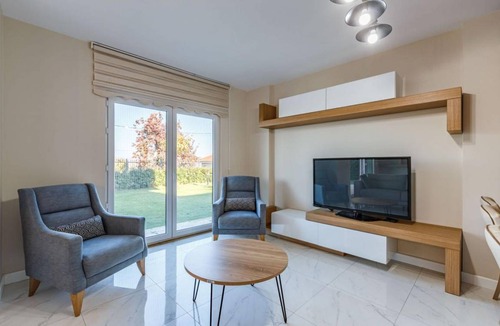 Masukiye Villa | Peaceful Villa with a Garden in Kartepe near Sapanca