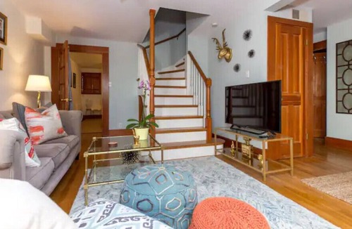 Dolores Heights Apartment | Peaceful Victorian Inlaw, Short Ride to Downtown SF