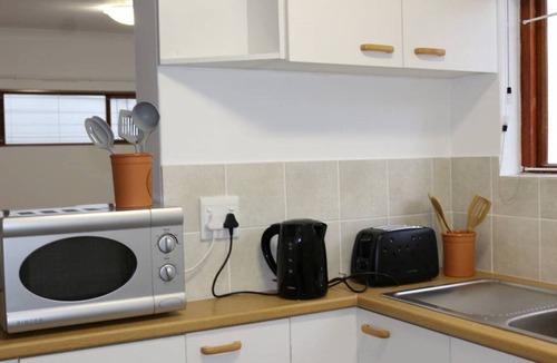 Fish Hoek Cottage | Pearl-Anne s Cottage