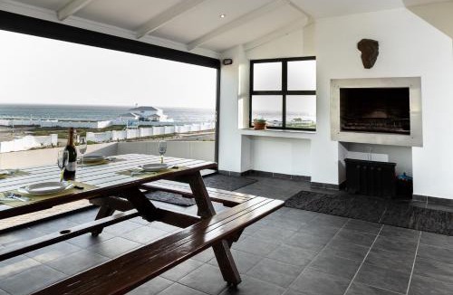Yzerfontein House | Pearl Haven, coastal comfort just steps from the shore!