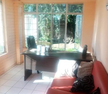 Vereeniging House | Pearl inn guest house vereeniging