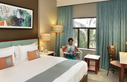 Thohoyandou Hotel | Peermont Metcourt Khoroni, Thohoyandou