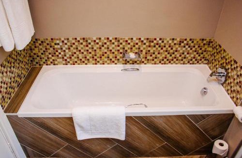 Mmabatho Hotel | Peermont Walmont at Mmabatho Palms