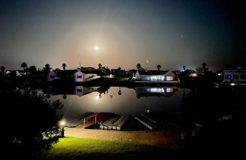 Port Owen Apartment | PelicanStay
