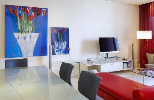 Victoria and Alfred Waterfront Apartment | Pembroke 401, 2 Bedroom Service Apartment
