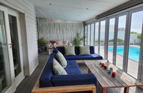 Grotto Bay House | Penguin's at Sea