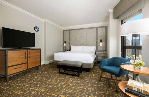 Lower Nob Hill Hotel | Perfect City Escape! 2 Modern Units Near Attractions, Bike Rental, Pet-Friendly