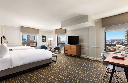 Lower Nob Hill Hotel | Perfect City Escape! 2 Modern Units Near Attractions, Bike Rental, Pet-Friendly