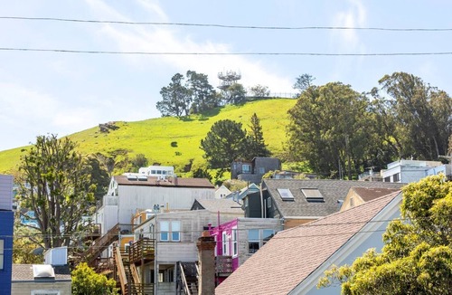 Bernal Heights Apartment | Perfect Corp 4BR 5Bed Victorian - Safe &Convenient