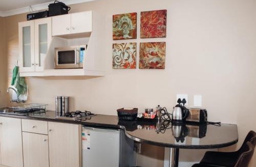 Secunda Bed & Breakfast | Perfek Stay Guesthouse