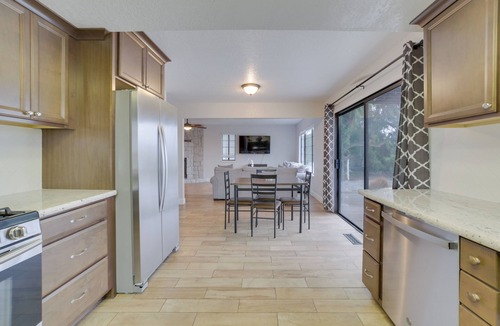 Hollister House | Pet-Friendly Hollister Getaway w/Grill!