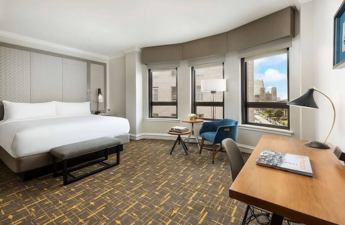 Lower Nob Hill Hotel | Pet-Friendly Premiere Two Queens at Stanford Court Hotel!