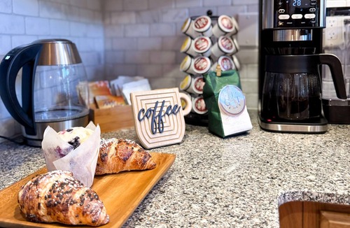 Duck Creek Village Ski Chalet | Pet Friendly | EV Charger| Zion/Bryce Hub | Family Fun