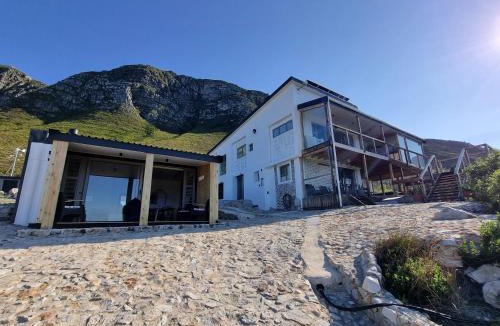 Betty's Bay House | Petra
