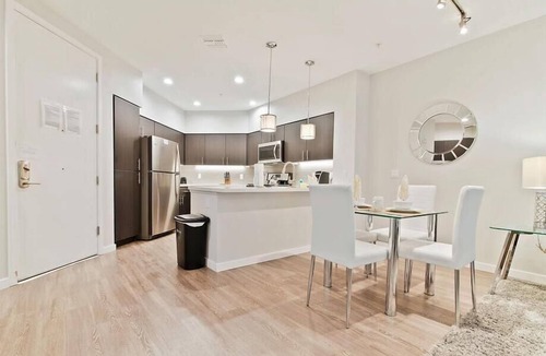 Menlo Park Apartment | Pets Are Welcome | 1BR w/Pet Spa