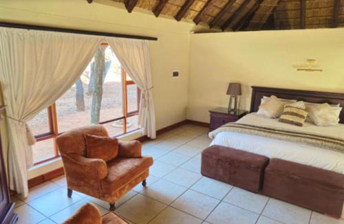 Thabazimbi Cabin | PHAKELA PRIVATE LODGE