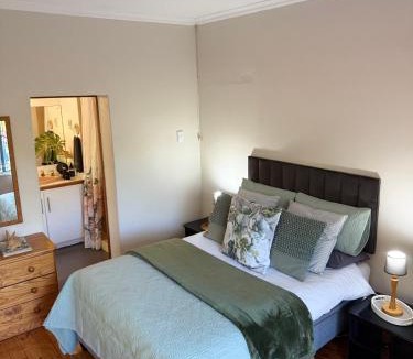 Pinelands Apartment | Pine Serene
