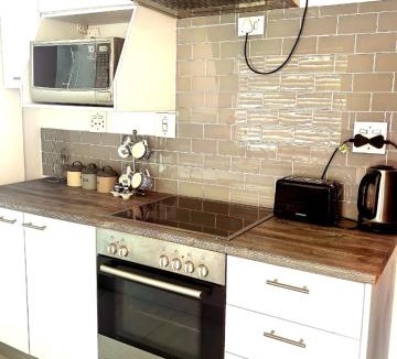 Pinelands House | Pinelands guesthouse