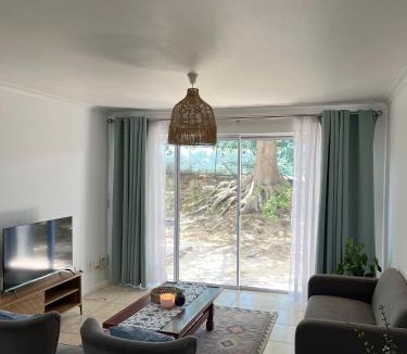 Pinelands Apartment | Pinelands Self Catering Apartment
