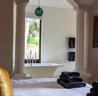Simondium House | Plaisir Estate Accommodation