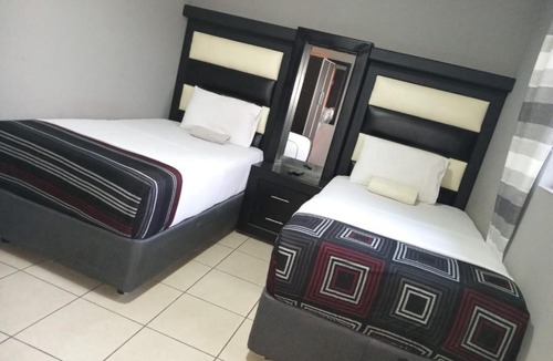 Germiston Apartment | Platinum Guest lodge Germiston