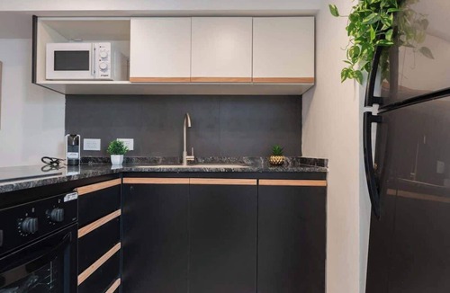 Palermo Apartment | Plaza Armenia - Luxury 3 Bd 4 Ba BBQ & Pool