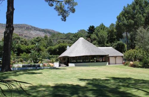 Steenberg Estate House | Plotsklaps Self Catering Cottage