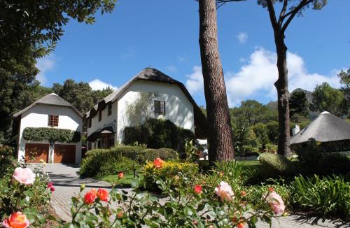 Steenberg Estate House | Plotsklaps Self Catering Cottage